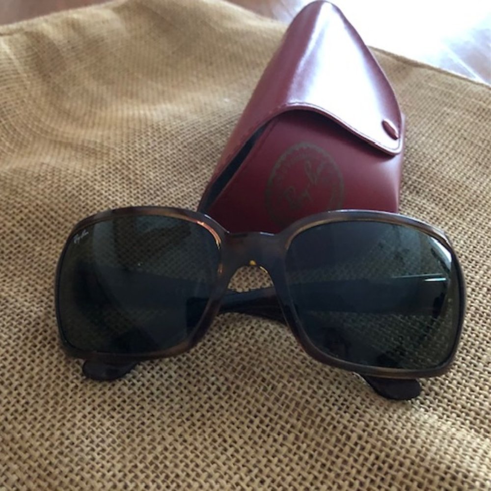 Ray-Ban (RB 4068) Large-frame Sunglasses with case
